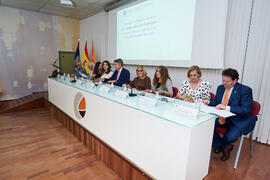Mesa presidencial. Presentación del Retrato de Honor de D. Eugenio José Luque Domínguez. Facultad de Ciencias Económicas y Empresariales. Junio de 2025