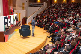 César Bona en su conferencia "Dialogando". Facultad de Derecho. Enero de 2017
