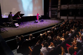 Concierto de Luz Casal. Apertura del Curso Académico 2019-2020 de la Escuela Técnica Superior de Arquitectura de la Universidad de Málaga. Teatro Cervantes. Octubre de 2019