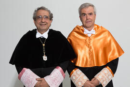 Retrato de José Ángel Narváez y José Emilio Navas previo a su investidura como Doctor "Honor...